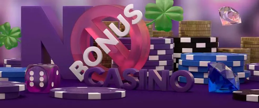 Casinomarker och tarningar i lila och blatt samt fyrklover - No Bonus Casino recension