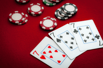 Three card poker triss